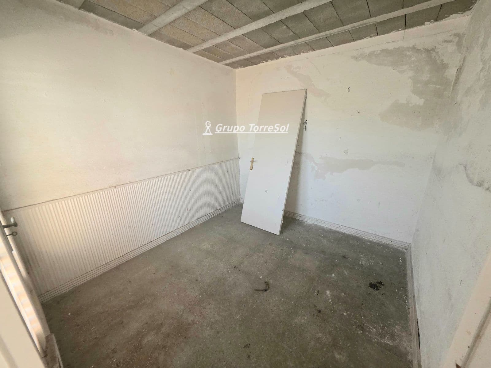 Restaurant/Bar for sale in Torredembarra - € 1,290,000 (Ref: 9771993)