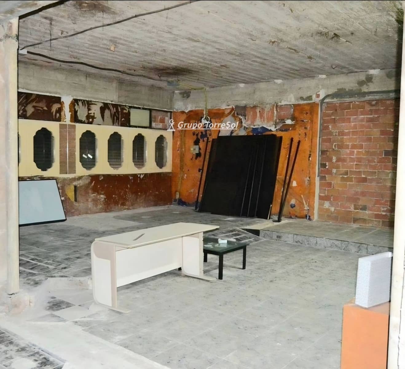 Restaurant/Bar for sale in Torredembarra - € 1,290,000 (Ref: 9771993)