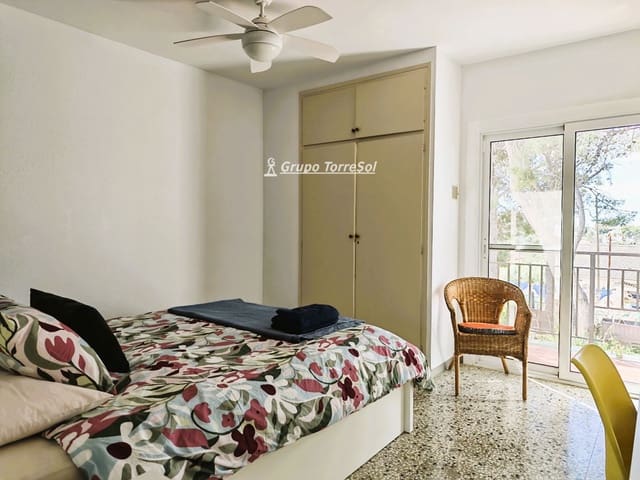 3 sypialnia Willa na sprzedaż w Bellvei z basenem garażem - 350 000 € (Ref: 9775880)