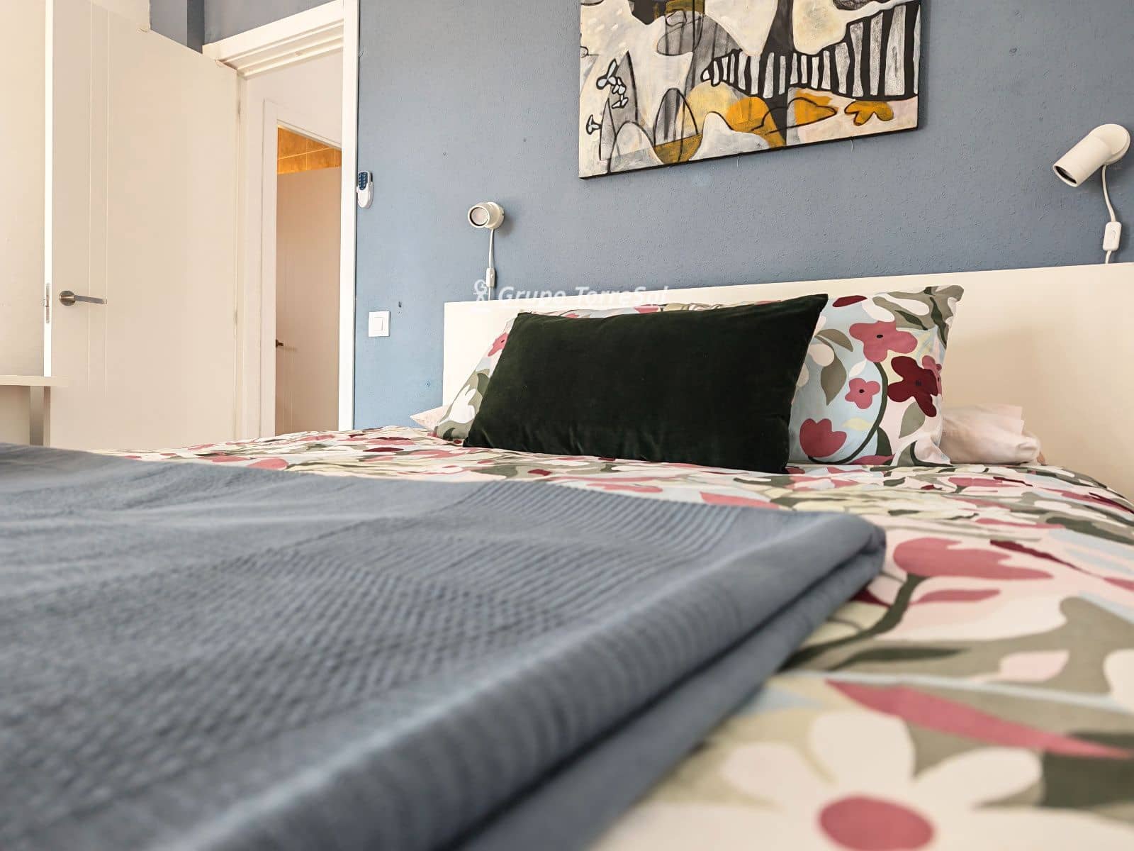 3 bedroom Villa for sale in Bellvei with pool garage - € 350,000 (Ref: 9775880)