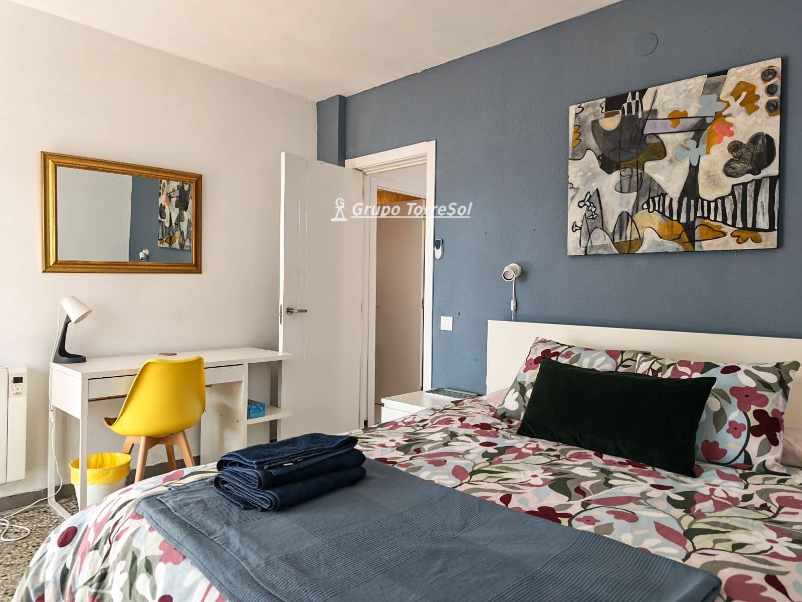 3 bedroom Villa for sale in Bellvei with pool garage - € 350,000 (Ref: 9775880)