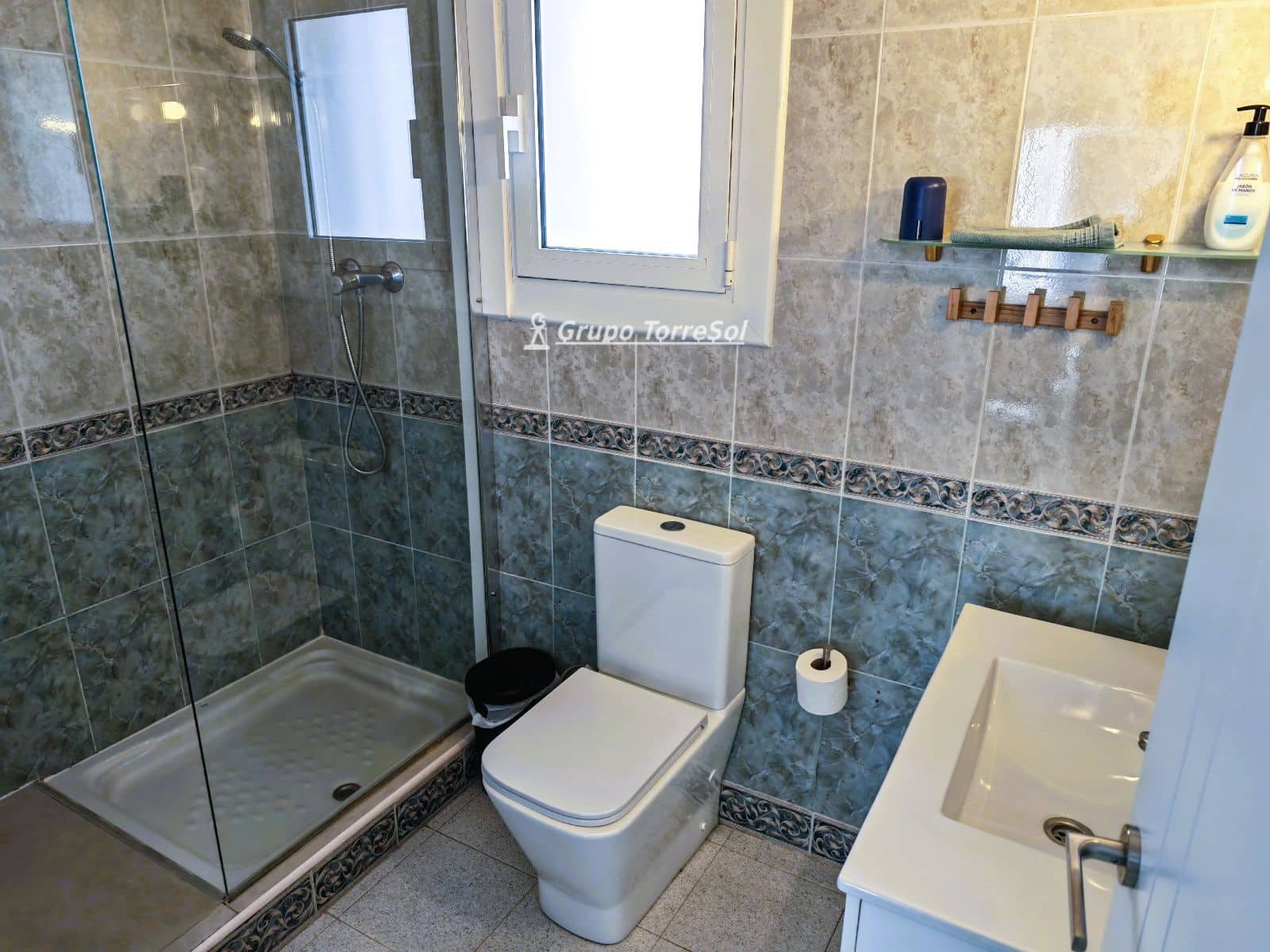 3 bedroom Villa for sale in Bellvei with pool garage - € 350,000 (Ref: 9775880)