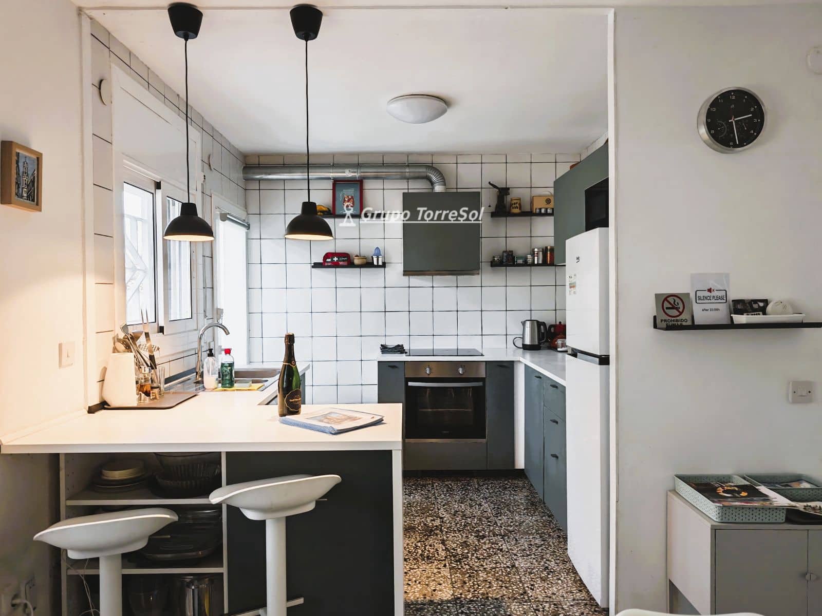 3 bedroom Villa for sale in Bellvei with pool garage - € 350,000 (Ref: 9775880)