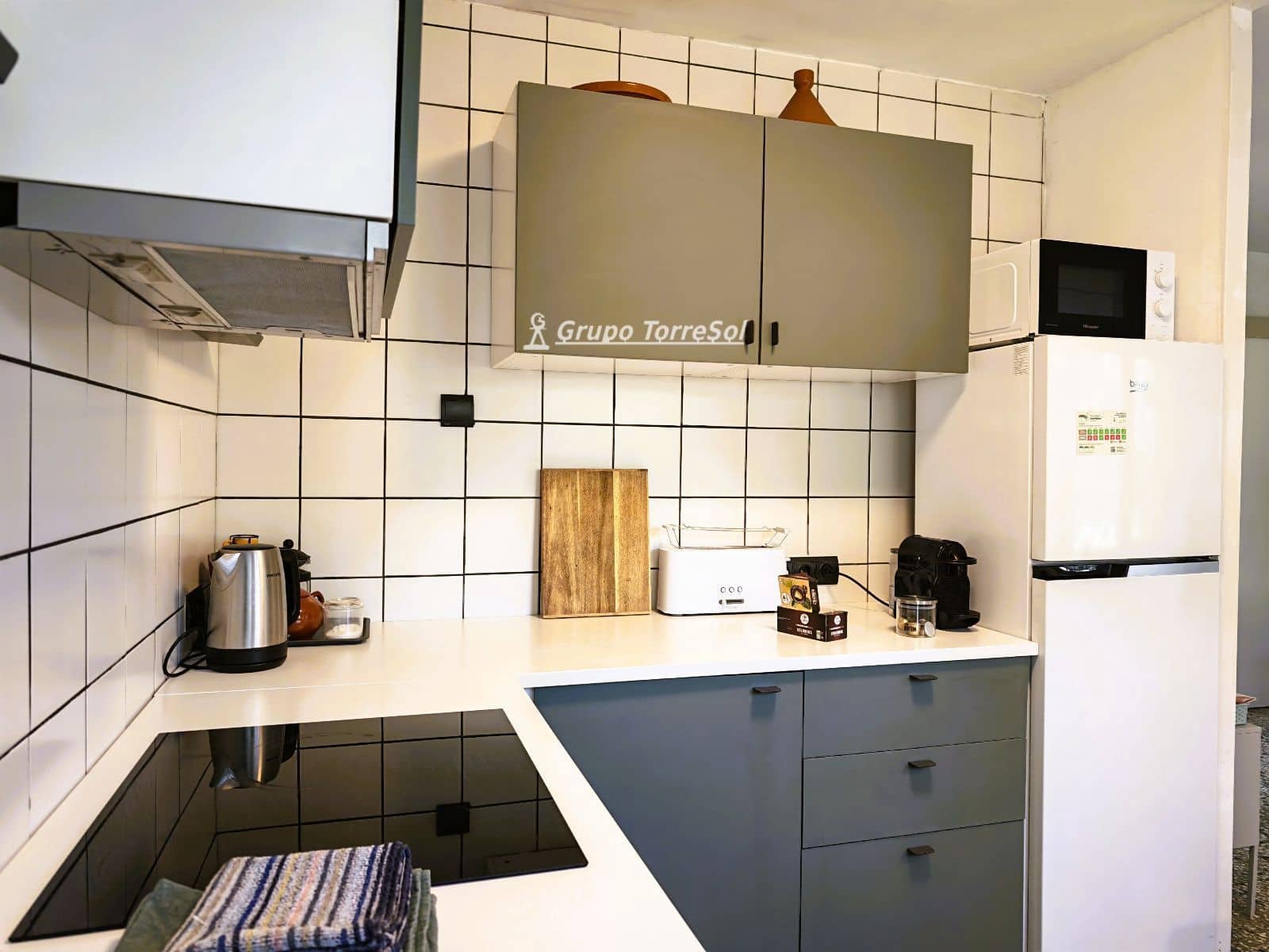 3 bedroom Villa for sale in Bellvei with pool garage - € 350,000 (Ref: 9775880)