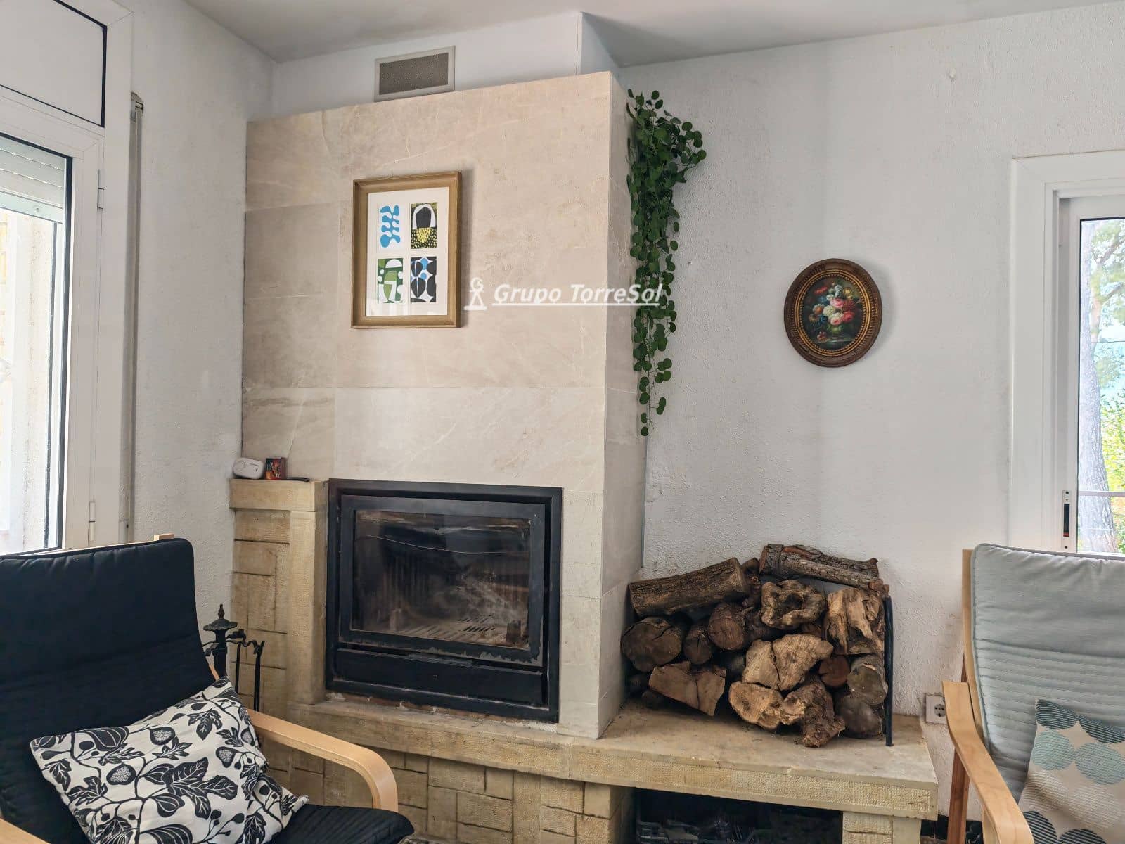 3 bedroom Villa for sale in Bellvei with pool garage - € 350,000 (Ref: 9775880)