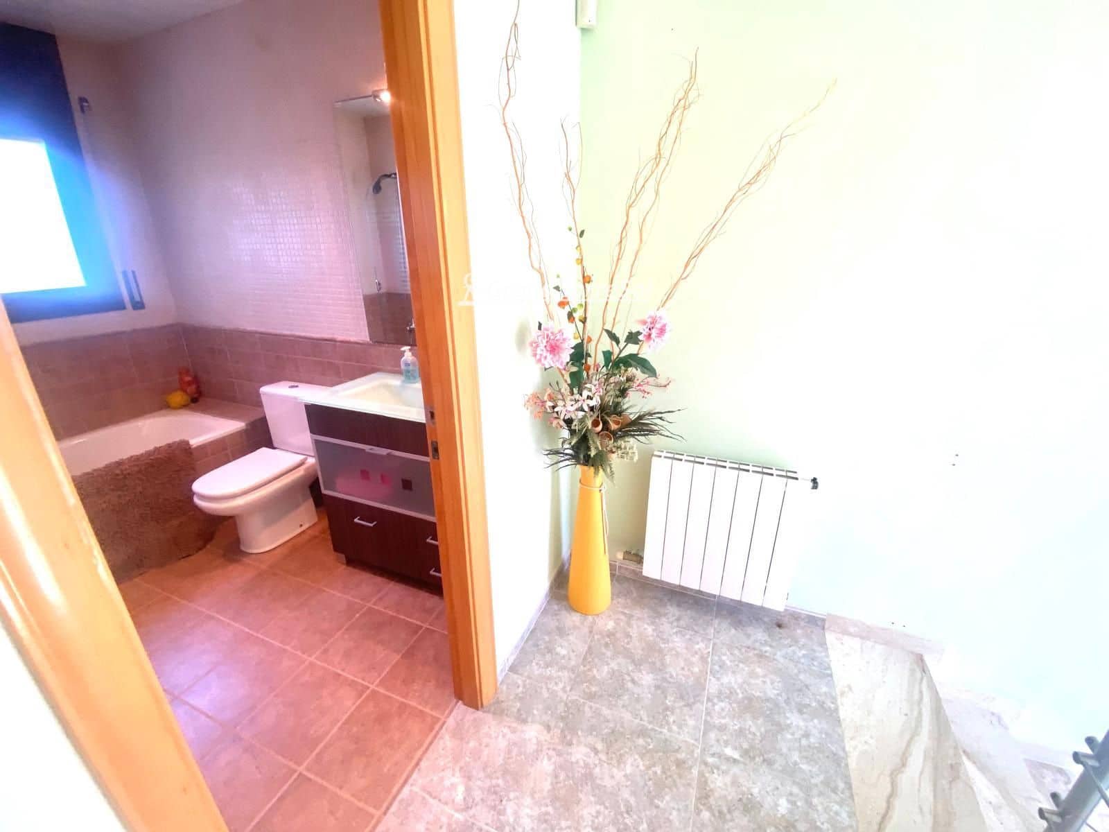 4 camera da letto Villa in vendita in Segur de Calafell con piscina garage - 475.000 € (Rif: 9777243)