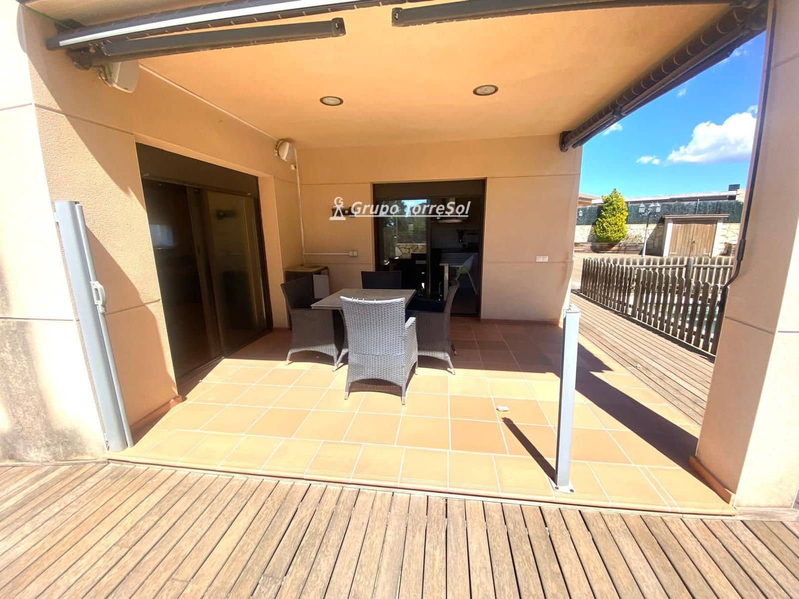 4 camera da letto Villa in vendita in Segur de Calafell con piscina garage - 475.000 € (Rif: 9777243)