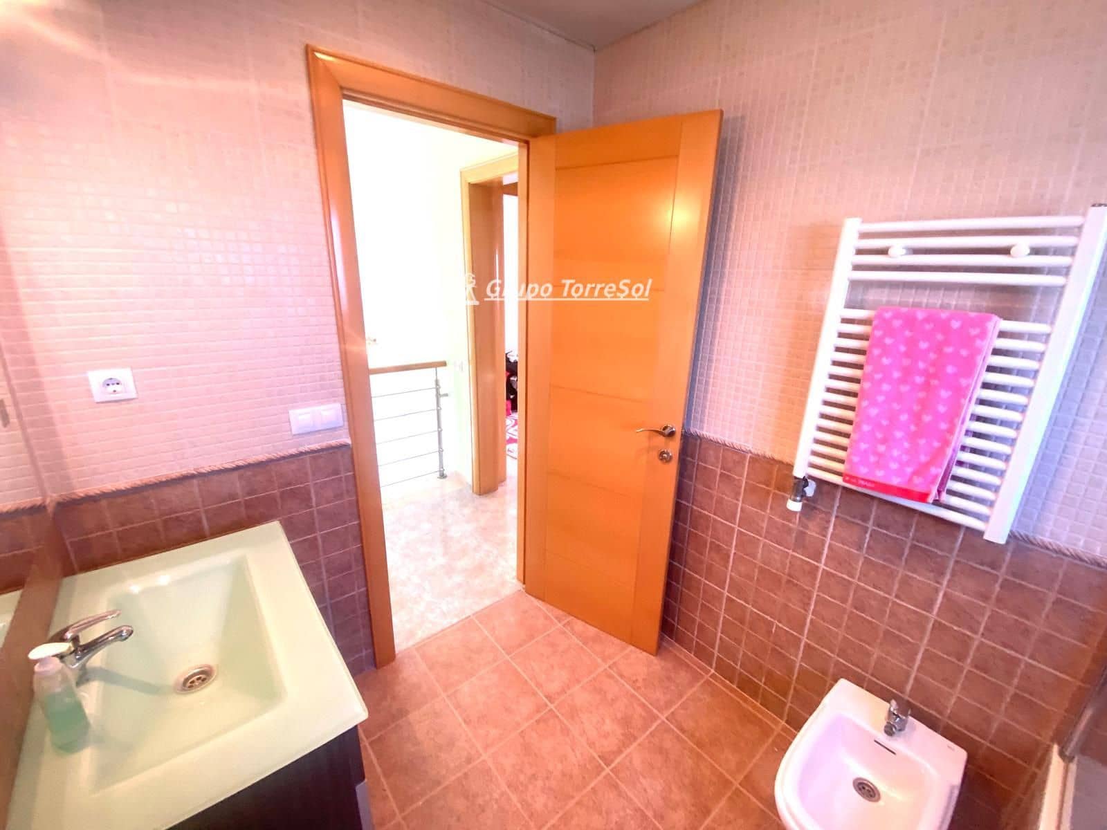 4 camera da letto Villa in vendita in Segur de Calafell con piscina garage - 475.000 € (Rif: 9777243)