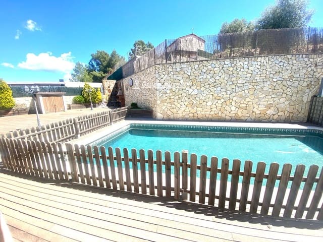 Chalet de 4 habitaciones en Segur de Calafell, Calafell en venta con piscina garaje - 449.000 € (Ref: 9777243)
