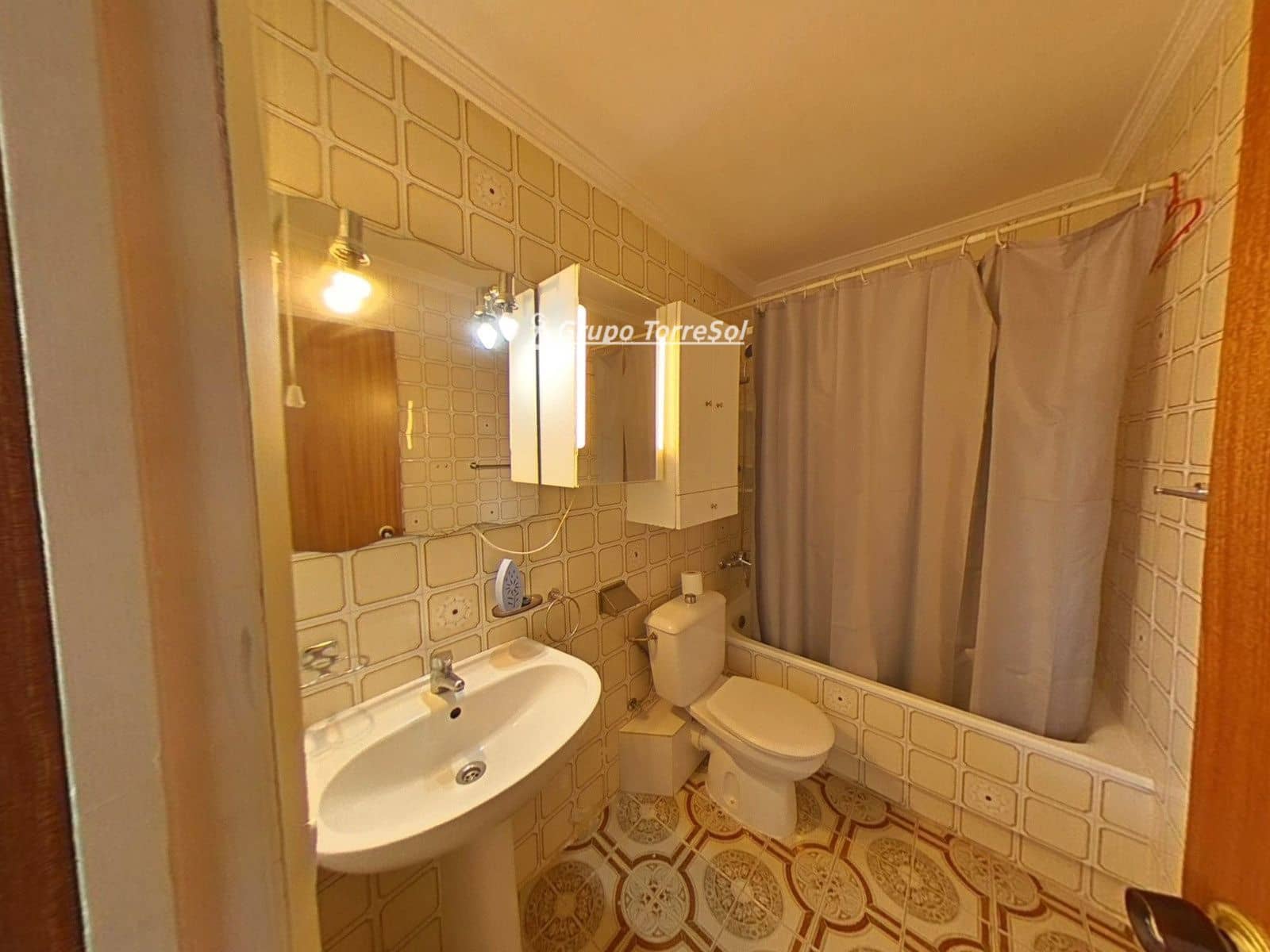 Piso de 3 habitaciones en Cunit en venta con piscina garaje - 262.500 € (Ref: 9777619)