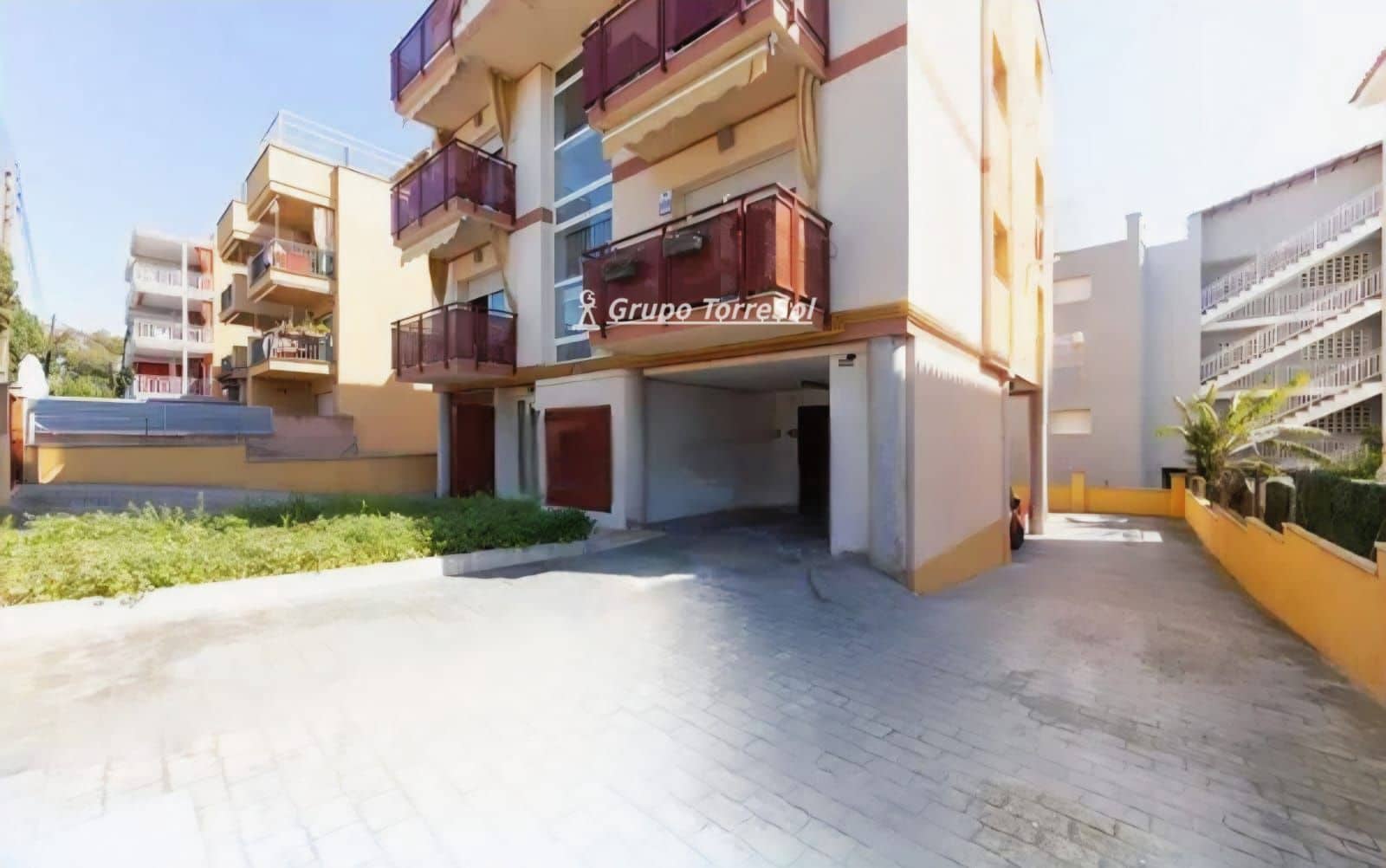 2 slaapkamer Flat te koop in Cunit met garage - € 180.000 (Ref: 9778387)