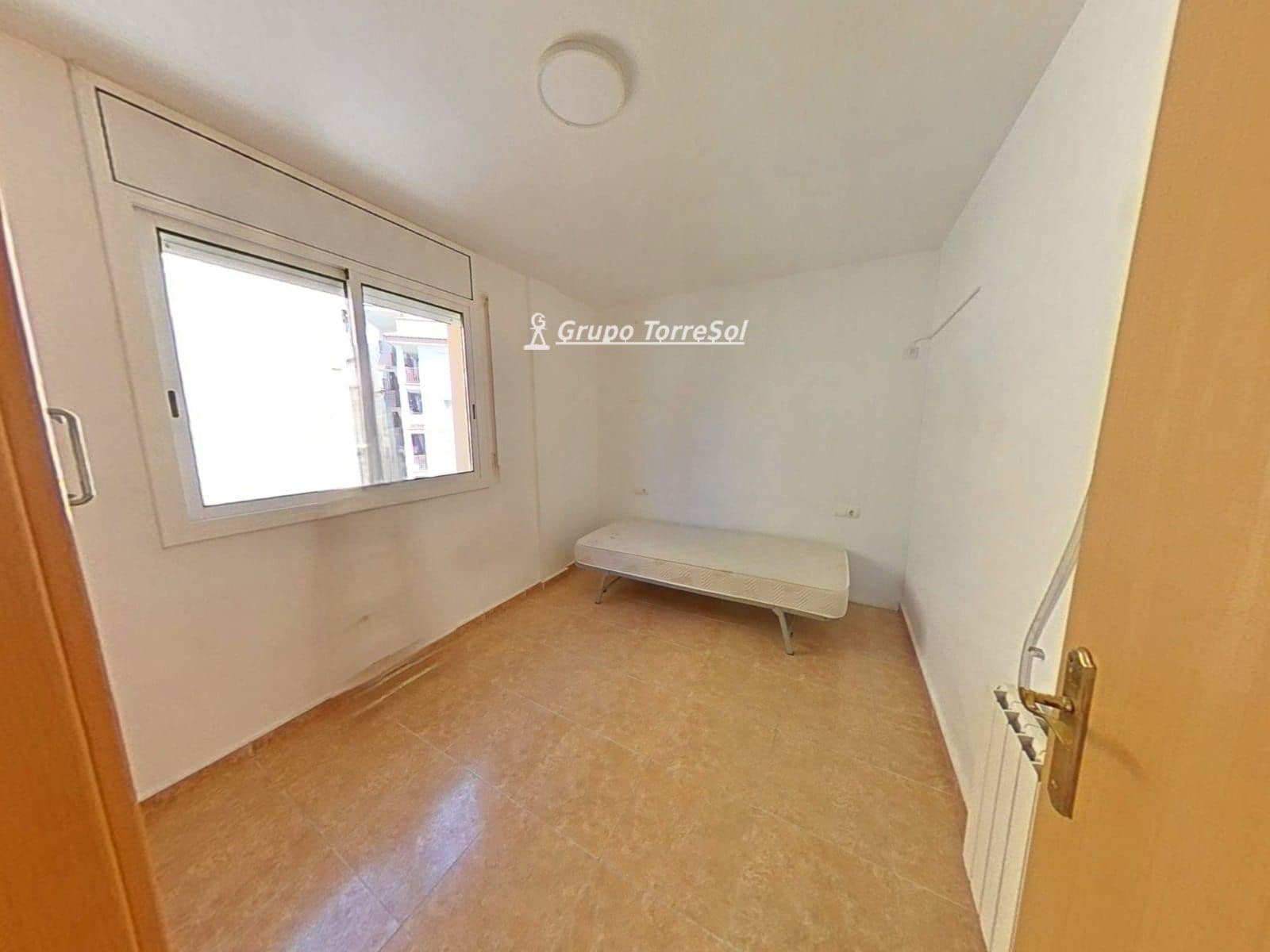 2 slaapkamer Flat te koop in Cunit met garage - € 180.000 (Ref: 9778387)