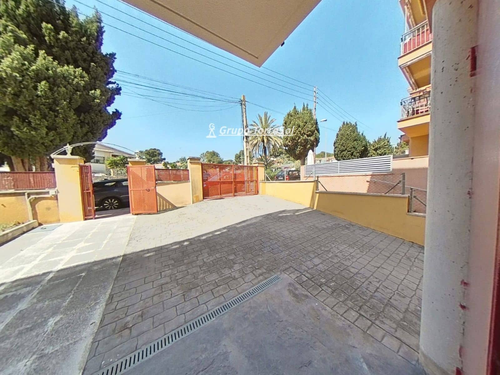 2 slaapkamer Flat te koop in Cunit met garage - € 180.000 (Ref: 9778387)