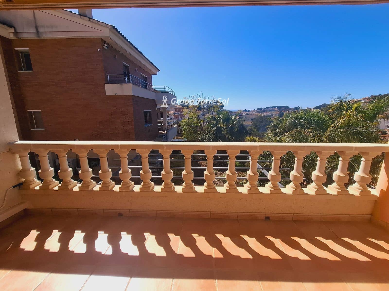 3 makuuhuone Huvila myytävänä paikassa Segur de Calafell mukana 
autotalli - 375 000 € (Ref: 9783270)