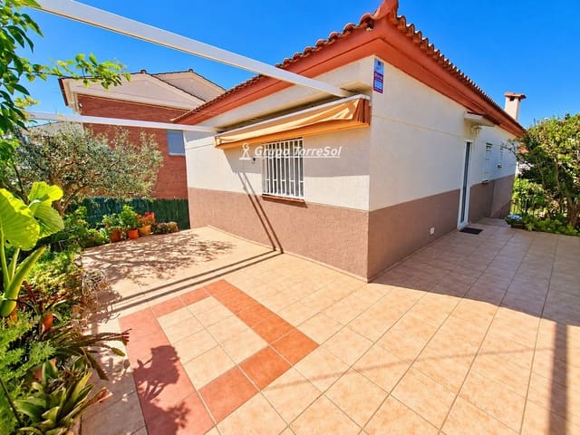 3 bedroom Villa for sale in Segur de Calafell, Calafell with garage - € 375,000 (Ref: 9783270)