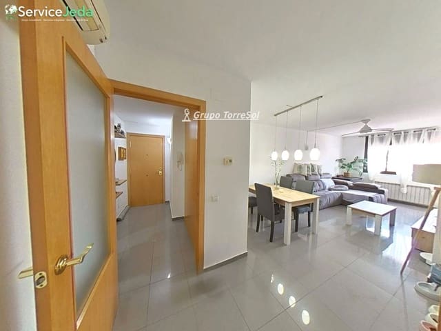 3 makuuhuone Asunto myytävänä paikassa El Vendrell mukana 
autotalli - 215 000 € (Ref: 9784132)