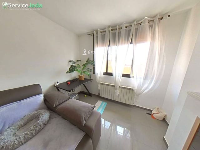 3 makuuhuone Asunto myytävänä paikassa El Vendrell mukana 
autotalli - 215 000 € (Ref: 9784132)