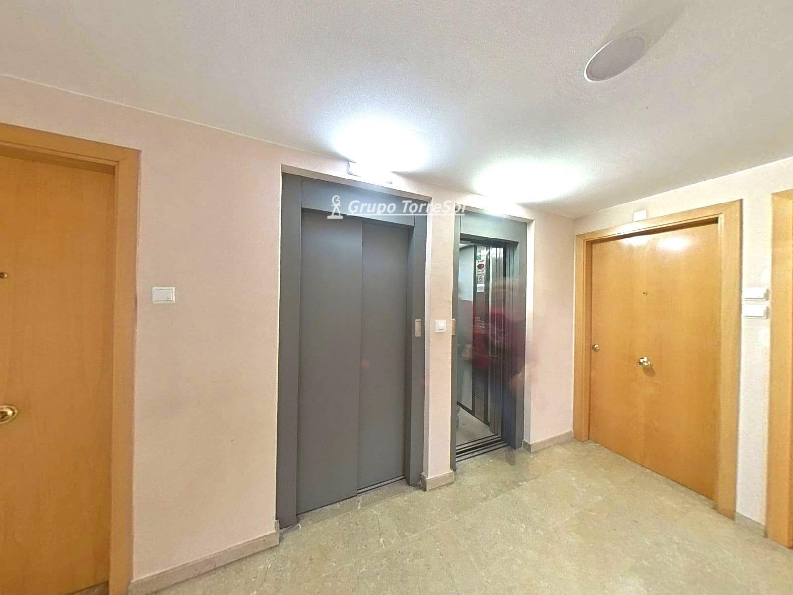 3 makuuhuone Asunto myytävänä paikassa El Vendrell mukana 
autotalli - 215 000 € (Ref: 9784132)