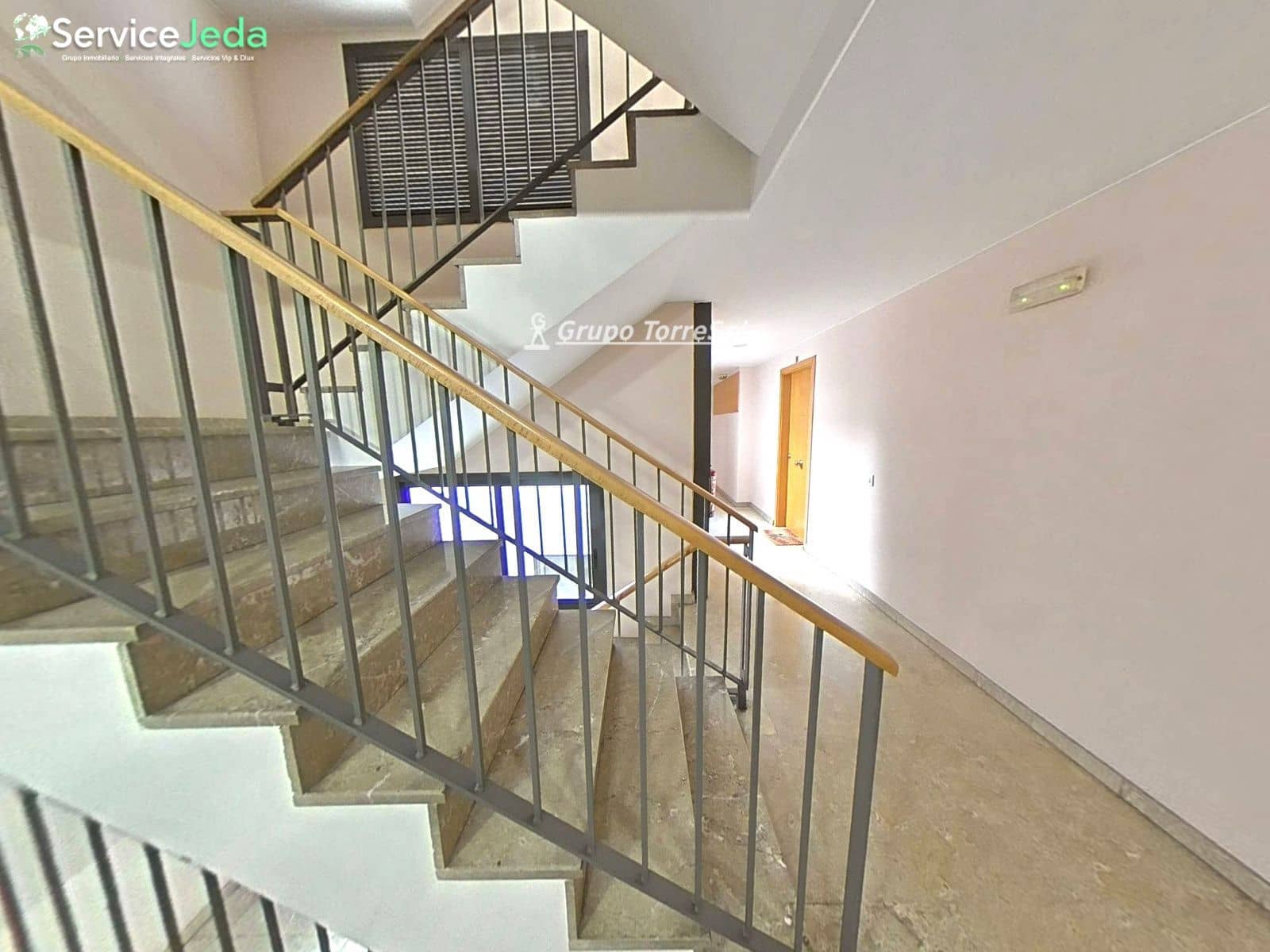 3 makuuhuone Asunto myytävänä paikassa El Vendrell mukana 
autotalli - 215 000 € (Ref: 9784132)