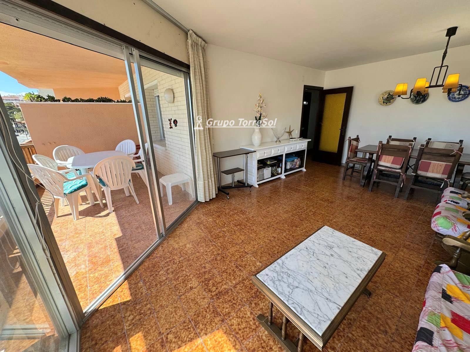 3 soverom Leilighet til salgs i Torredembarra med svømmebasseng garasje - € 349 000 (Ref: 9784439)