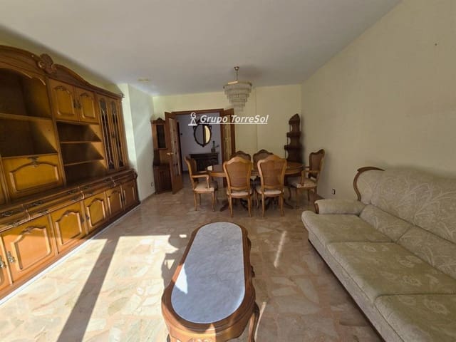 4 quarto Casa em Banda para venda em El Vendrell com garagem - 338 000 € (Ref: 9787552)