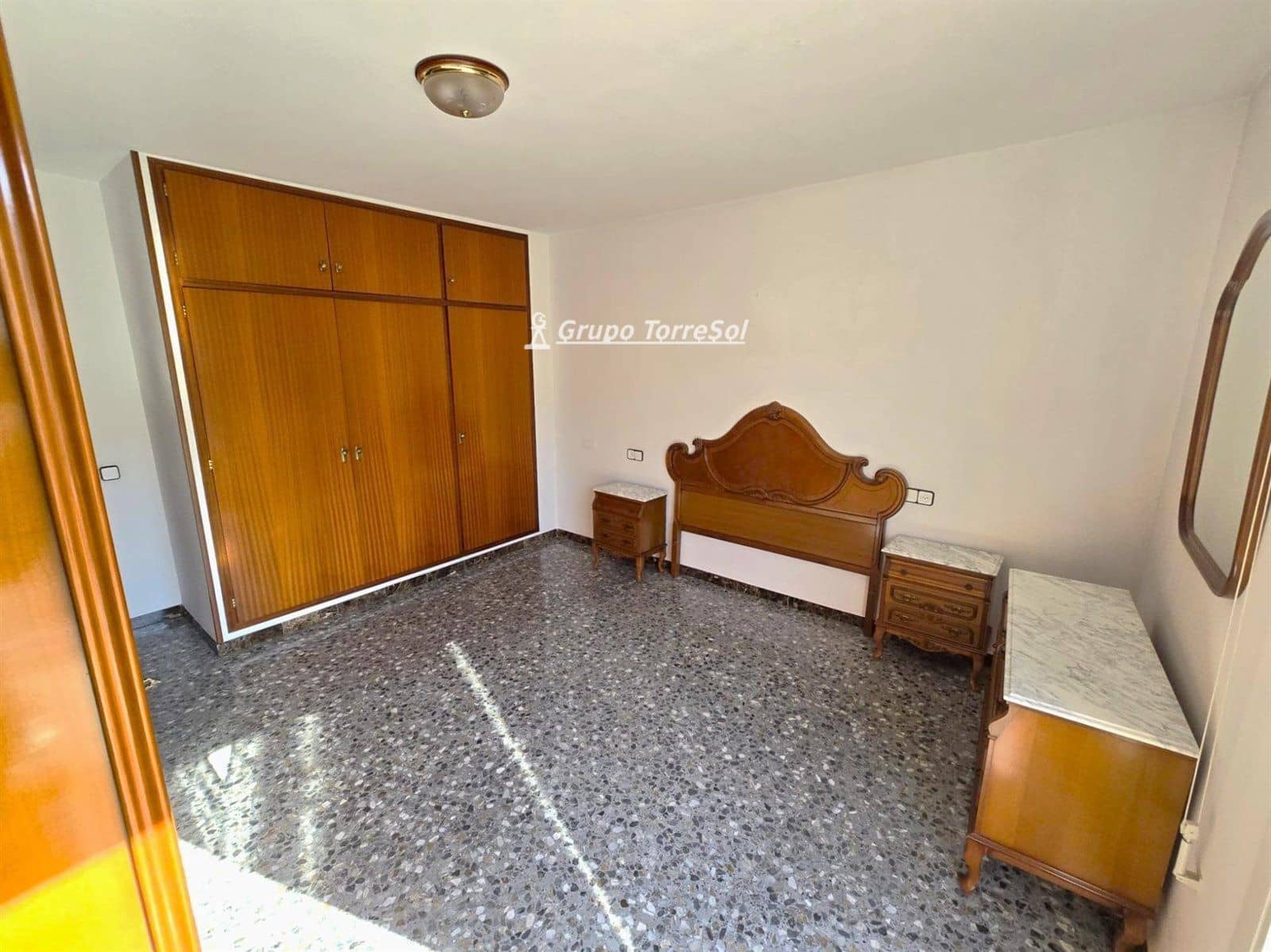 4 makuuhuone Omakotitalo myytävänä paikassa El Vendrell mukana 
autotalli - 338 000 € (Ref: 9787552)