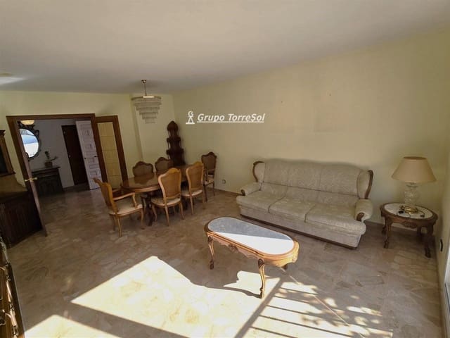 4 quarto Casa em Banda para venda em El Vendrell com garagem - 338 000 € (Ref: 9787552)
