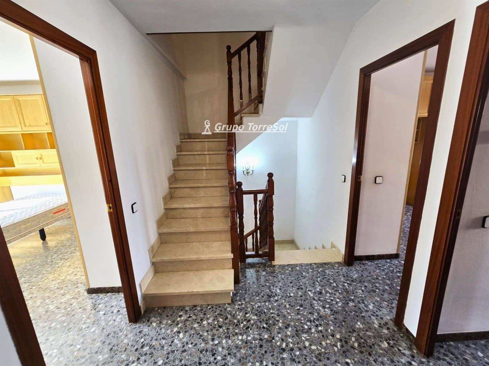 4 makuuhuone Omakotitalo myytävänä paikassa El Vendrell mukana 
autotalli - 338 000 € (Ref: 9787552)