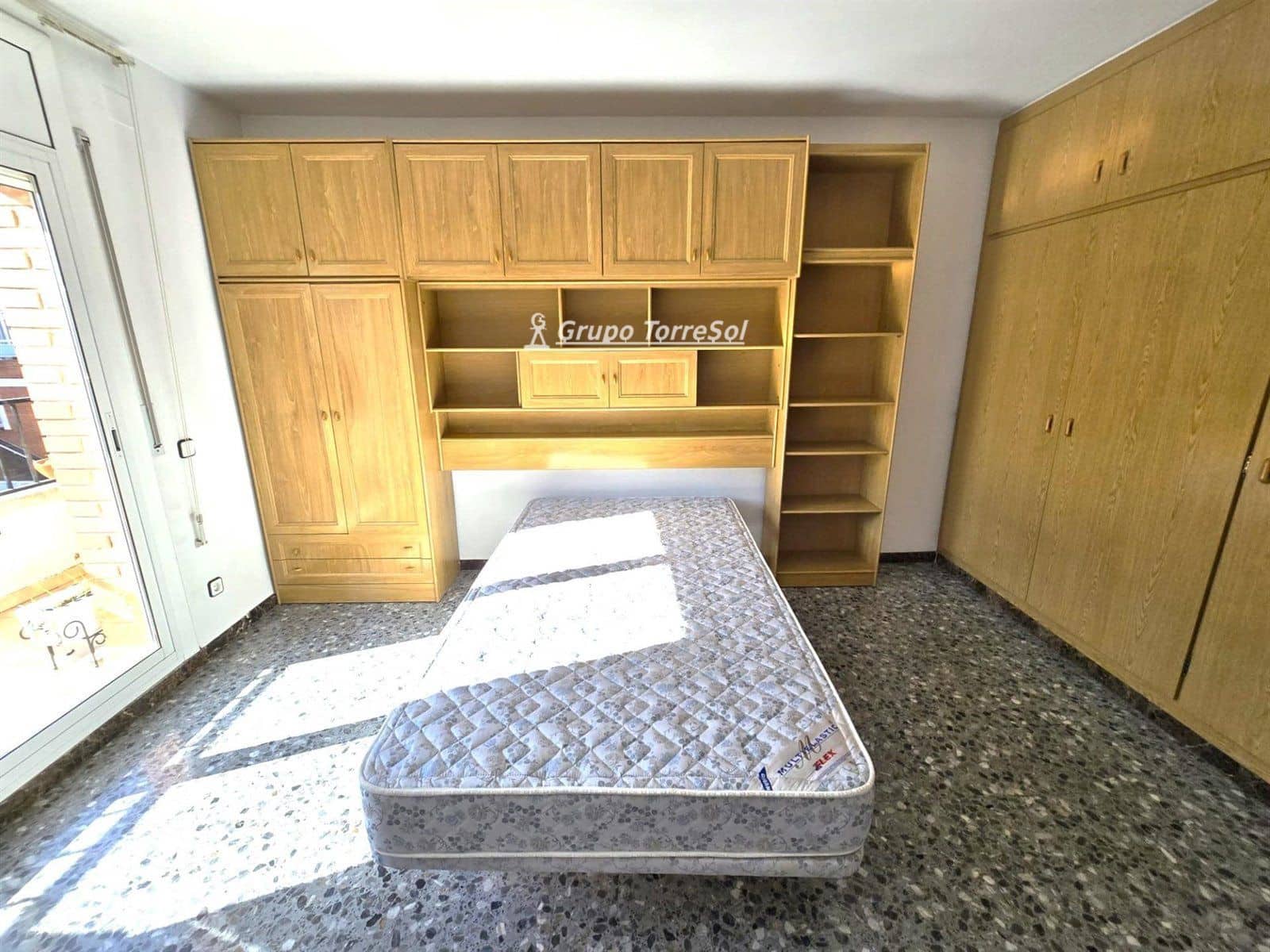 4 makuuhuone Omakotitalo myytävänä paikassa El Vendrell mukana 
autotalli - 338 000 € (Ref: 9787552)