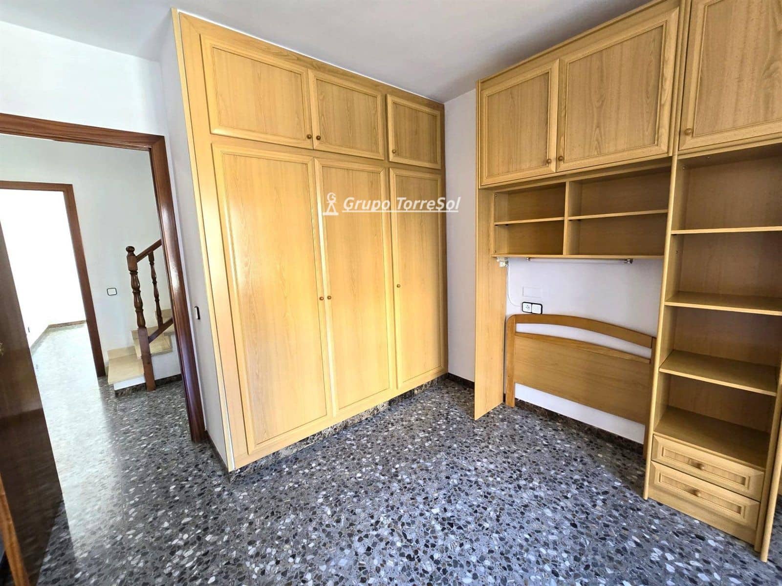 4 makuuhuone Omakotitalo myytävänä paikassa El Vendrell mukana 
autotalli - 338 000 € (Ref: 9787552)