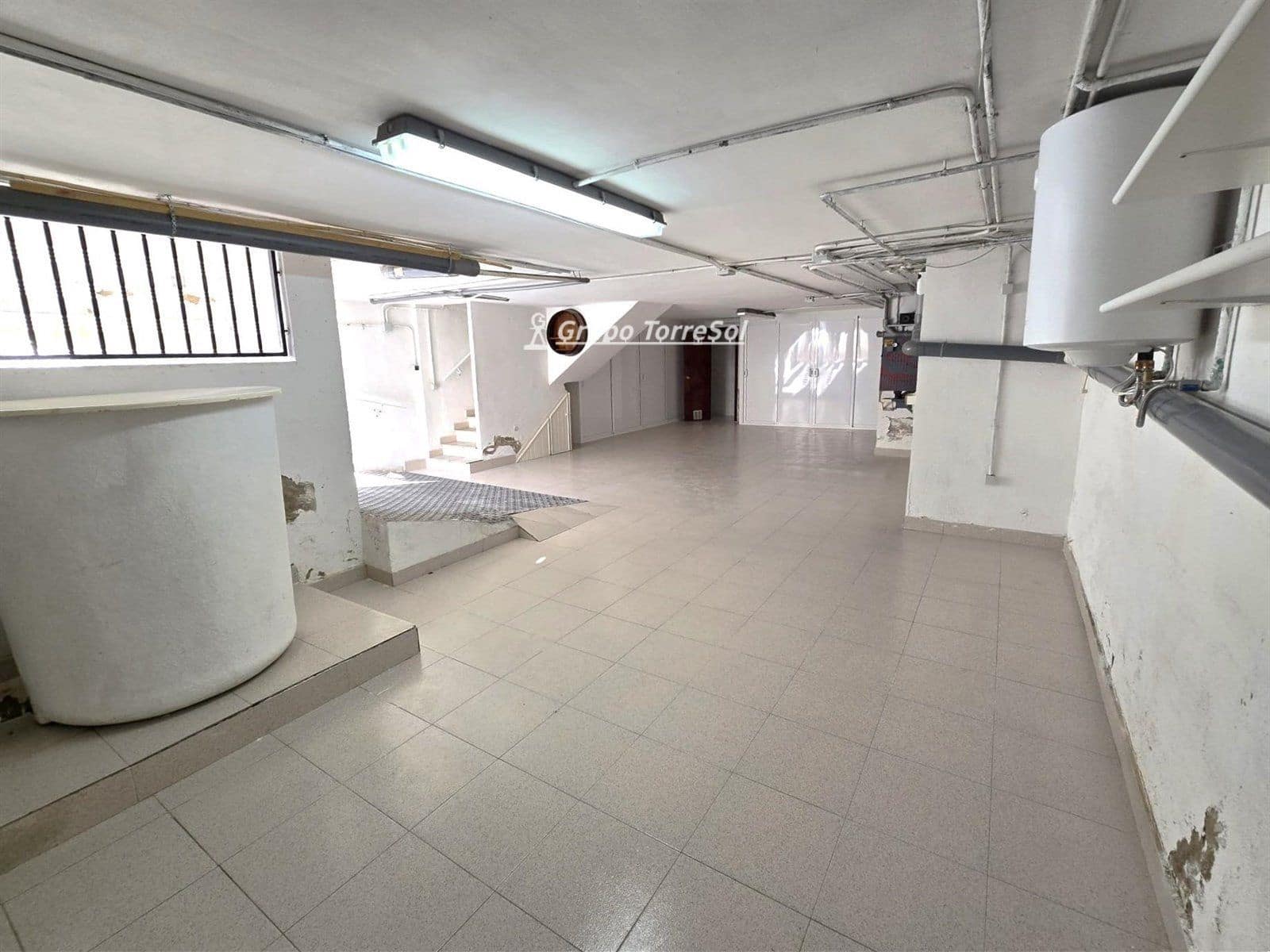 4 makuuhuone Omakotitalo myytävänä paikassa El Vendrell mukana 
autotalli - 338 000 € (Ref: 9787552)