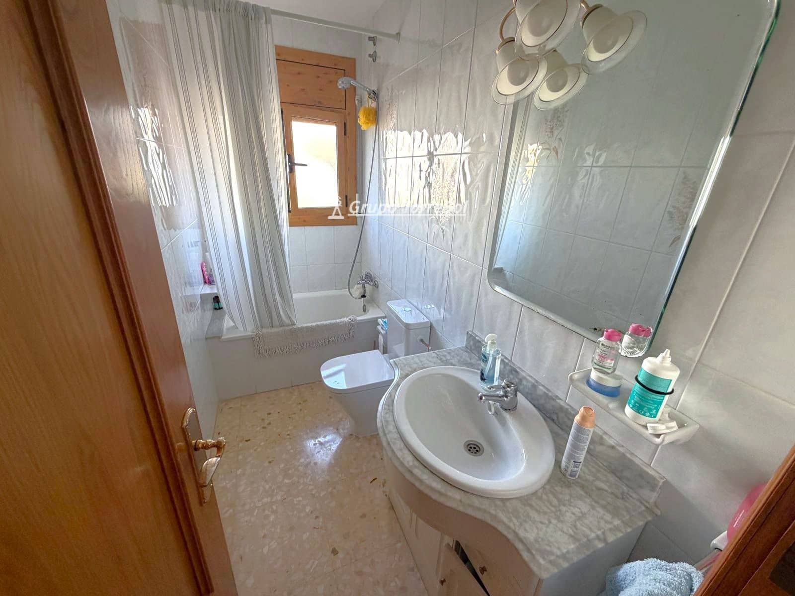 4 sypialnia Willa na sprzedaż w Sant Jaume dels Domenys z basenem garażem - 450 000 € (Ref: 9787874)