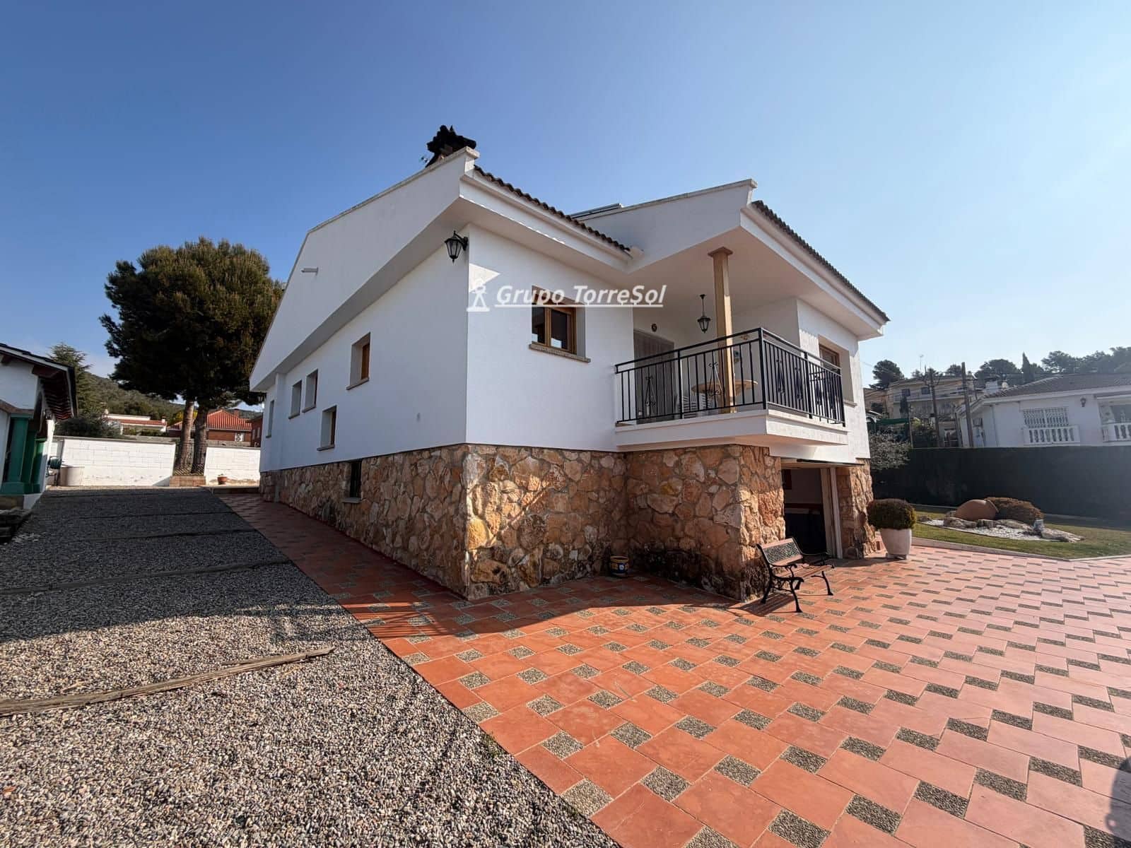 4 sypialnia Willa na sprzedaż w Sant Jaume dels Domenys z basenem garażem - 450 000 € (Ref: 9787874)