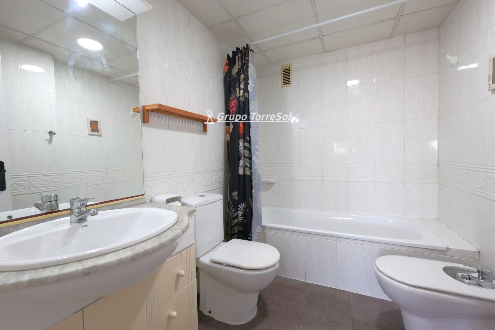 3 soveværelse Penthouse til salg i El Vendrell med swimmingpool garage - € 250.000 (Ref: 9789406)