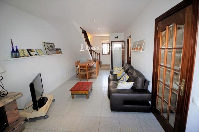 5 quarto Casa em Banda para venda em Torredembarra com garagem - 260 000 € (Ref: 9789567)