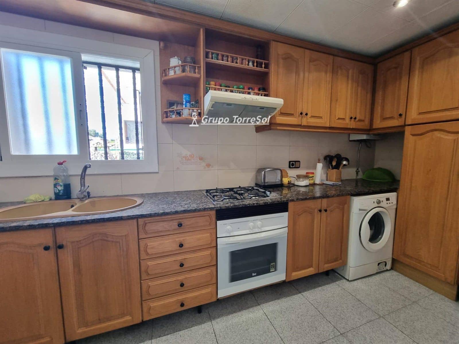 5 camera da letto Casa in vendita in Torredembarra con garage - 260.000 € (Rif: 9789567)