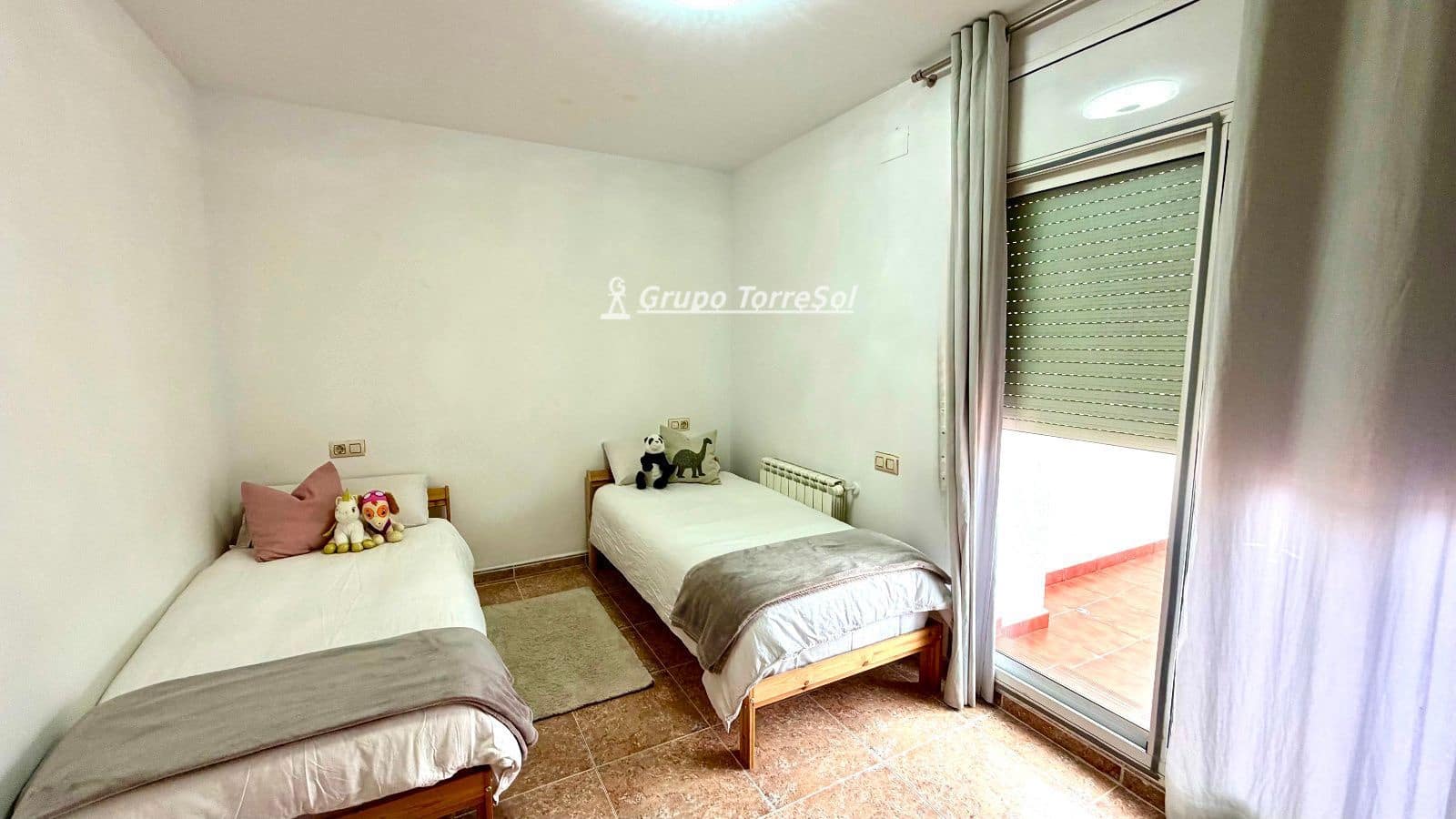 Chalet de 4 habitaciones en Segur de Calafell en venta con piscina garaje - 430.000 € (Ref: 9790043)