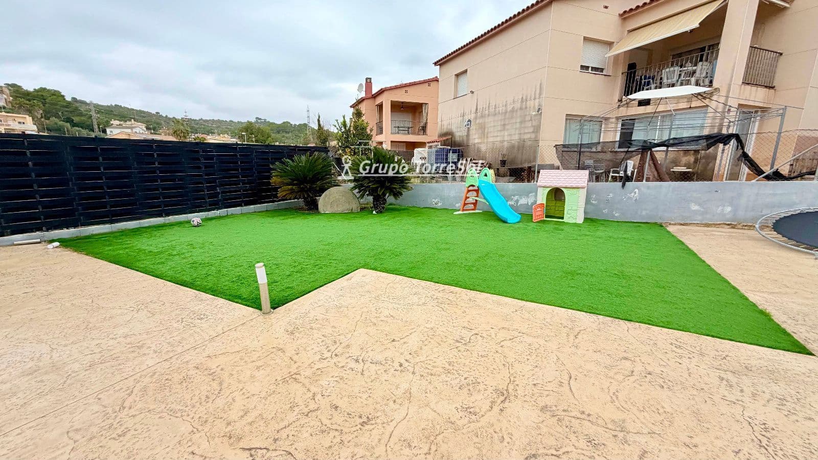 Chalet de 4 habitaciones en Segur de Calafell en venta con piscina garaje - 430.000 € (Ref: 9790043)