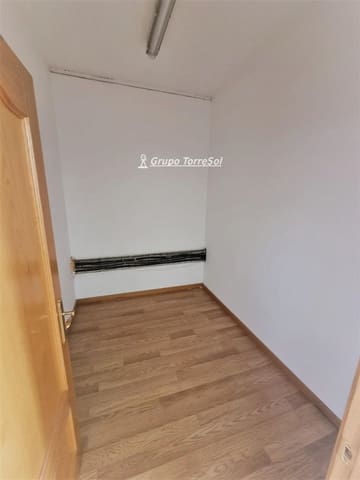 Kaupallinen myytävänä paikassa Torredembarra mukana 
autotalli - 359 000 € (Ref: 9794998)