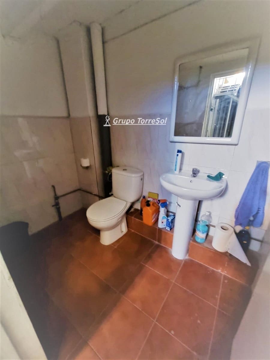 Kaupallinen myytävänä paikassa Torredembarra mukana 
autotalli - 359 000 € (Ref: 9794998)