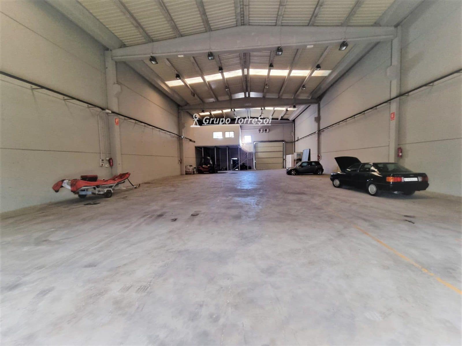 Kaupallinen myytävänä paikassa Torredembarra mukana 
autotalli - 359 000 € (Ref: 9794998)