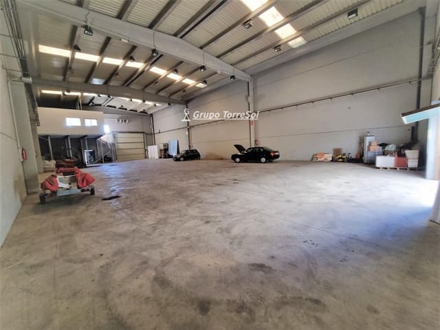 Kaupallinen myytävänä paikassa Torredembarra mukana 
autotalli - 359 000 € (Ref: 9794998)