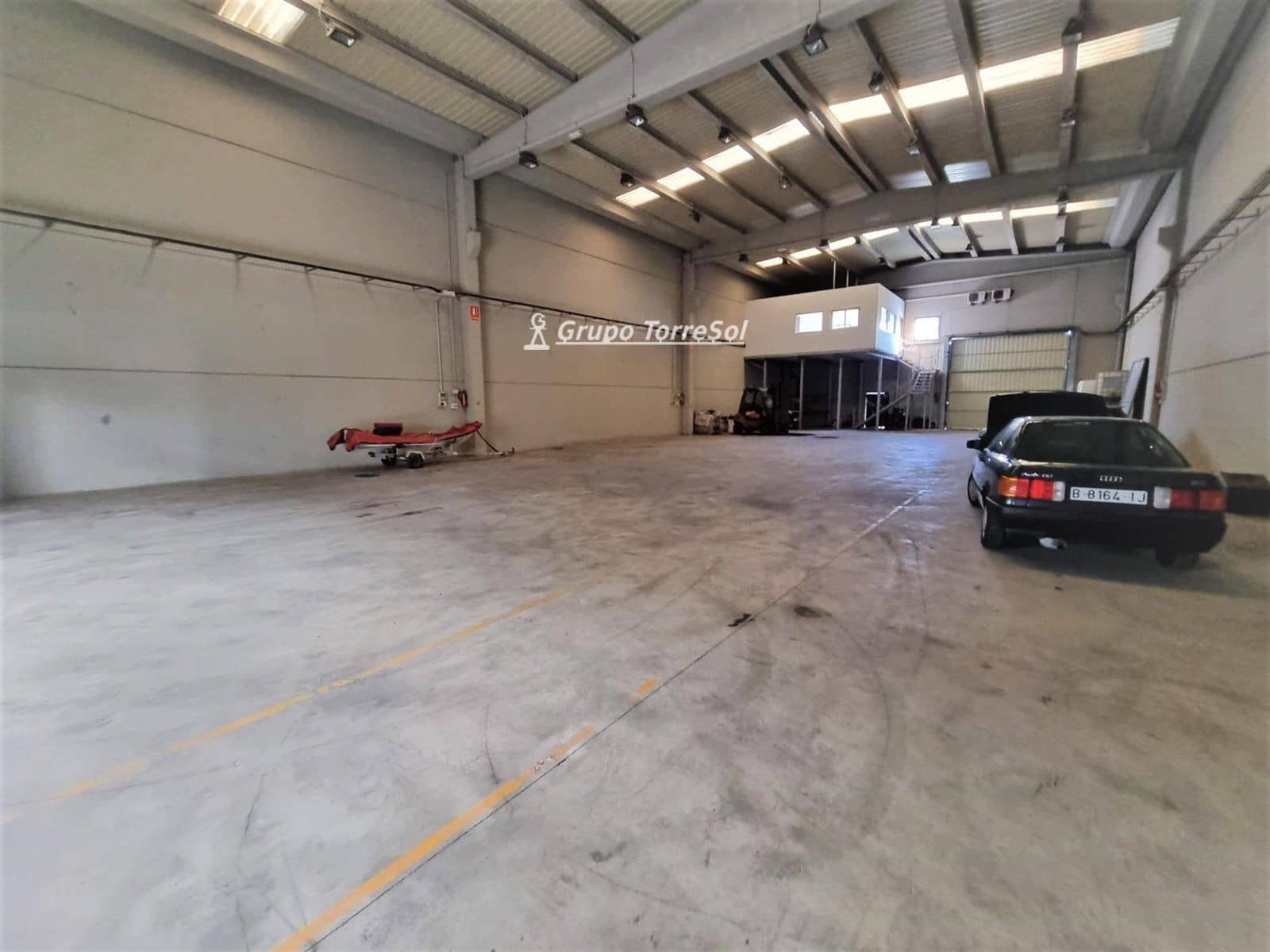 Kaupallinen myytävänä paikassa Torredembarra mukana 
autotalli - 359 000 € (Ref: 9794998)