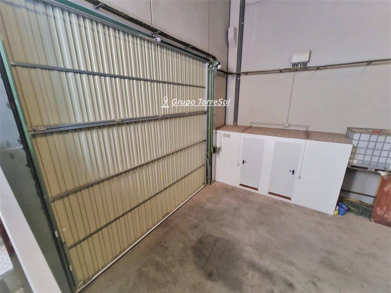 Kaupallinen myytävänä paikassa Torredembarra mukana 
autotalli - 359 000 € (Ref: 9794998)