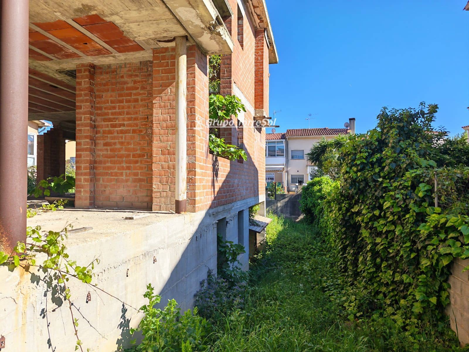 Moradia para venda em L'Arboc com garagem - 186 000 € (Ref: 9808311)