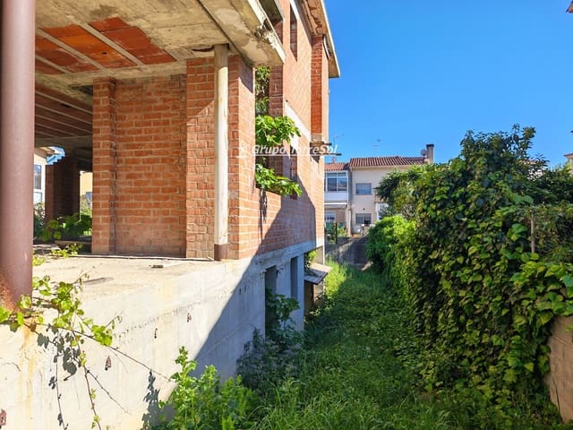 Moradia para venda em L'Arboç - 186 000 € (Ref: 9808311)