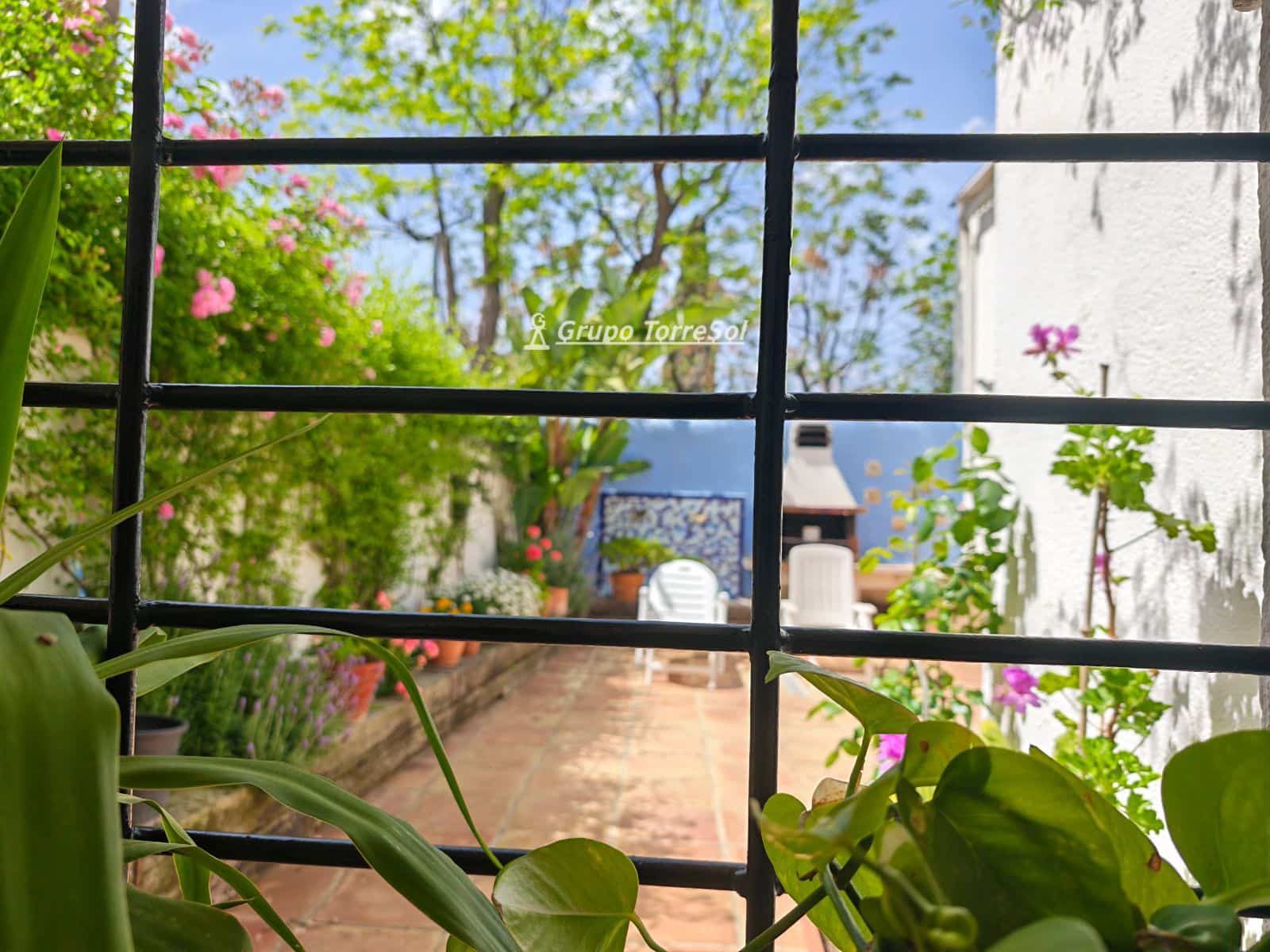 5 sypialnia Dom na sprzedaż w Llorenc del Penedes - 379 000 € (Ref: 9808561)