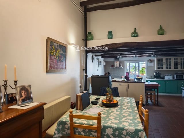 5 sypialnia Dom na sprzedaż w Llorenç del Penedès - 379 000 € (Ref: 9808561)