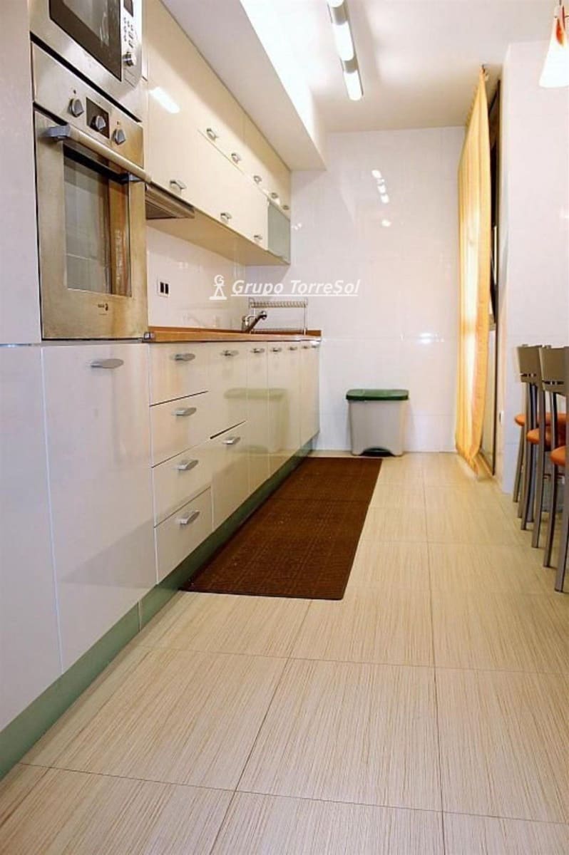 Ático de 3 habitaciones en Torredembarra en venta con piscina garaje - 399.000 € (Ref: 9810379)