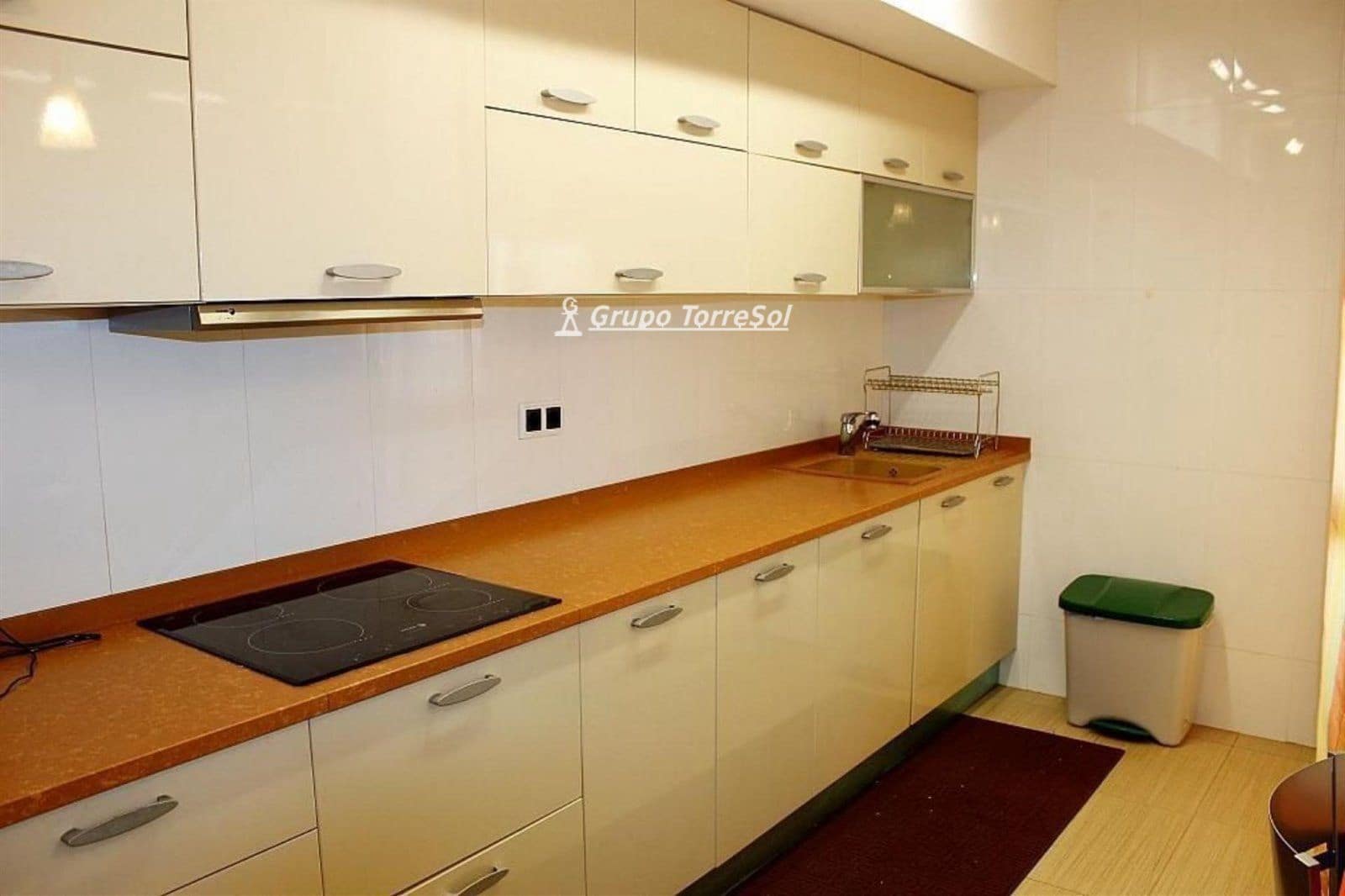 Ático de 3 habitaciones en Torredembarra en venta con piscina garaje - 399.000 € (Ref: 9810379)